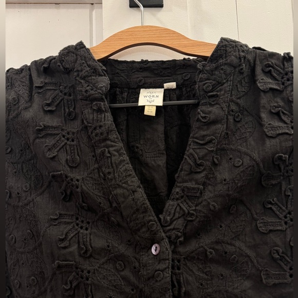 Anthropologie SEEN WORN KEPT Kathryn Floral-textured Button-up Blouse Top - Picture 5 of 8